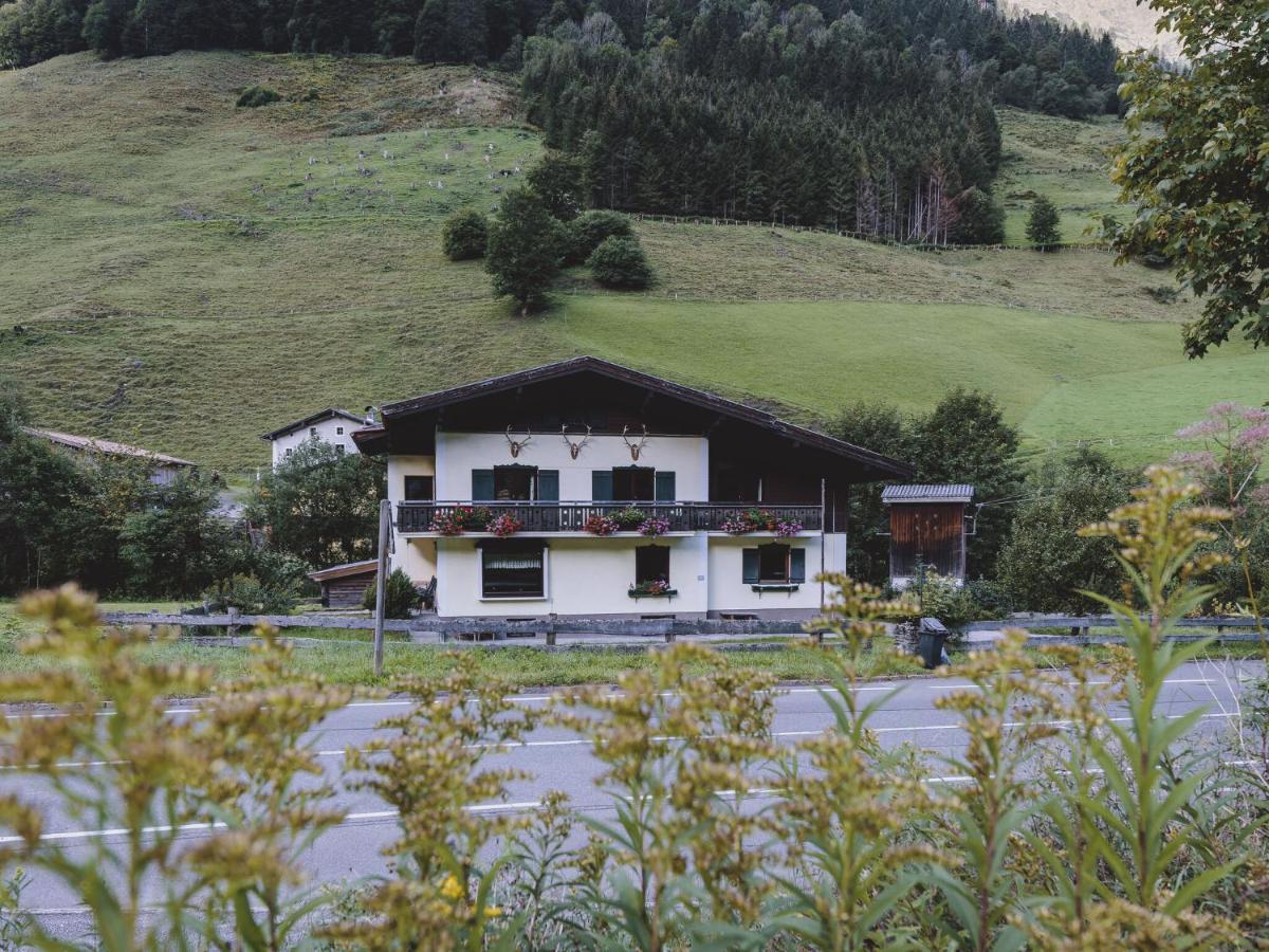 Holiday Home Fusch An Der Glocknerstra E Fusch an der Grossglocknerstrasse ภายนอก รูปภาพ